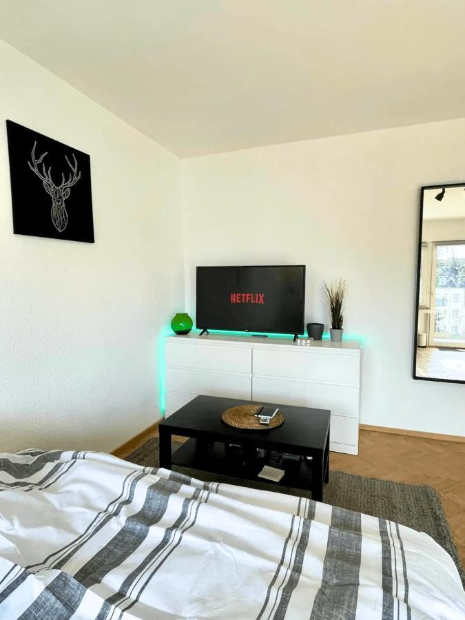 Cozy Apartment With Kitchen + Balcony New! إسن المظهر الخارجي الصورة