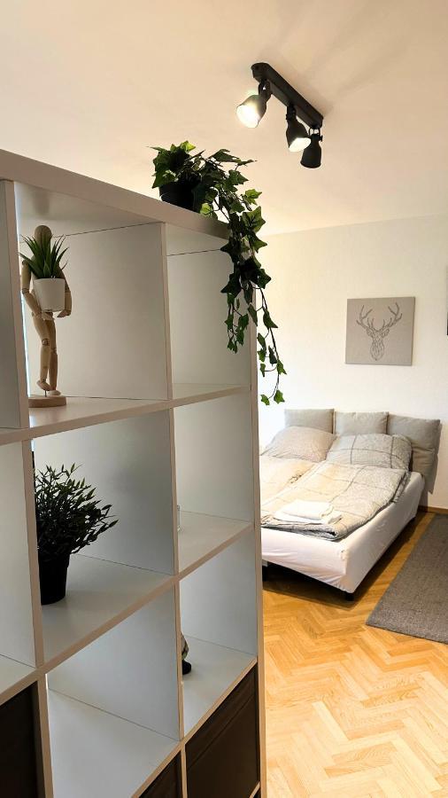 Cozy Apartment With Kitchen + Balcony New! إسن المظهر الخارجي الصورة